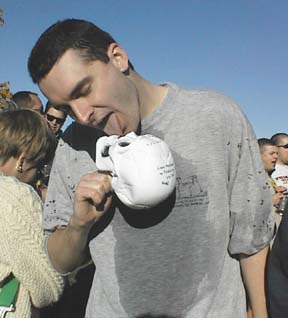 run204_c.jpg (21586 bytes)